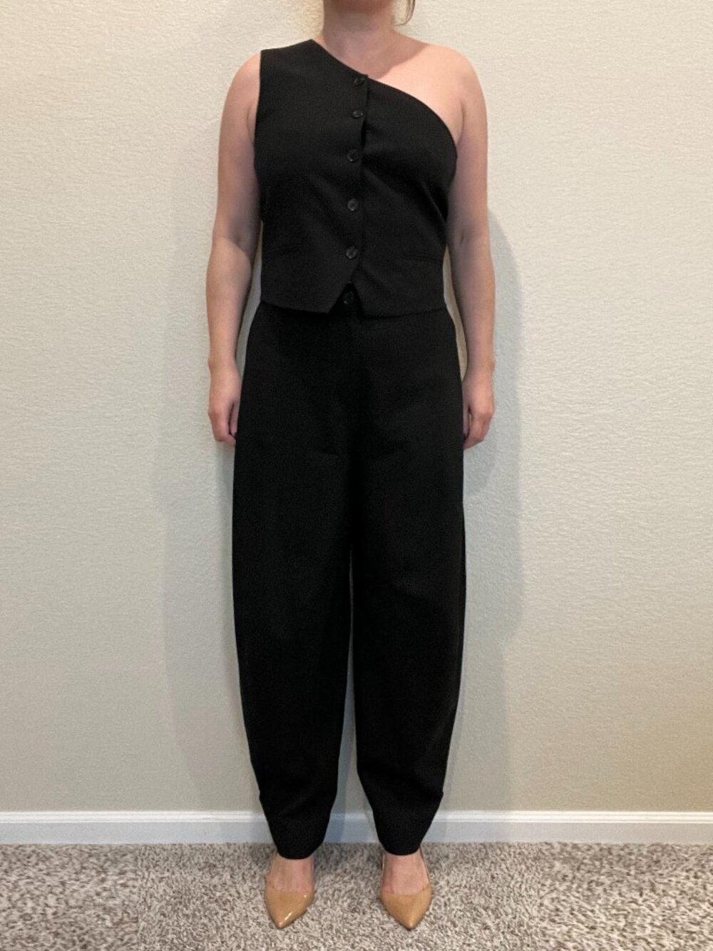 COS One Side Vest Black Size 10
